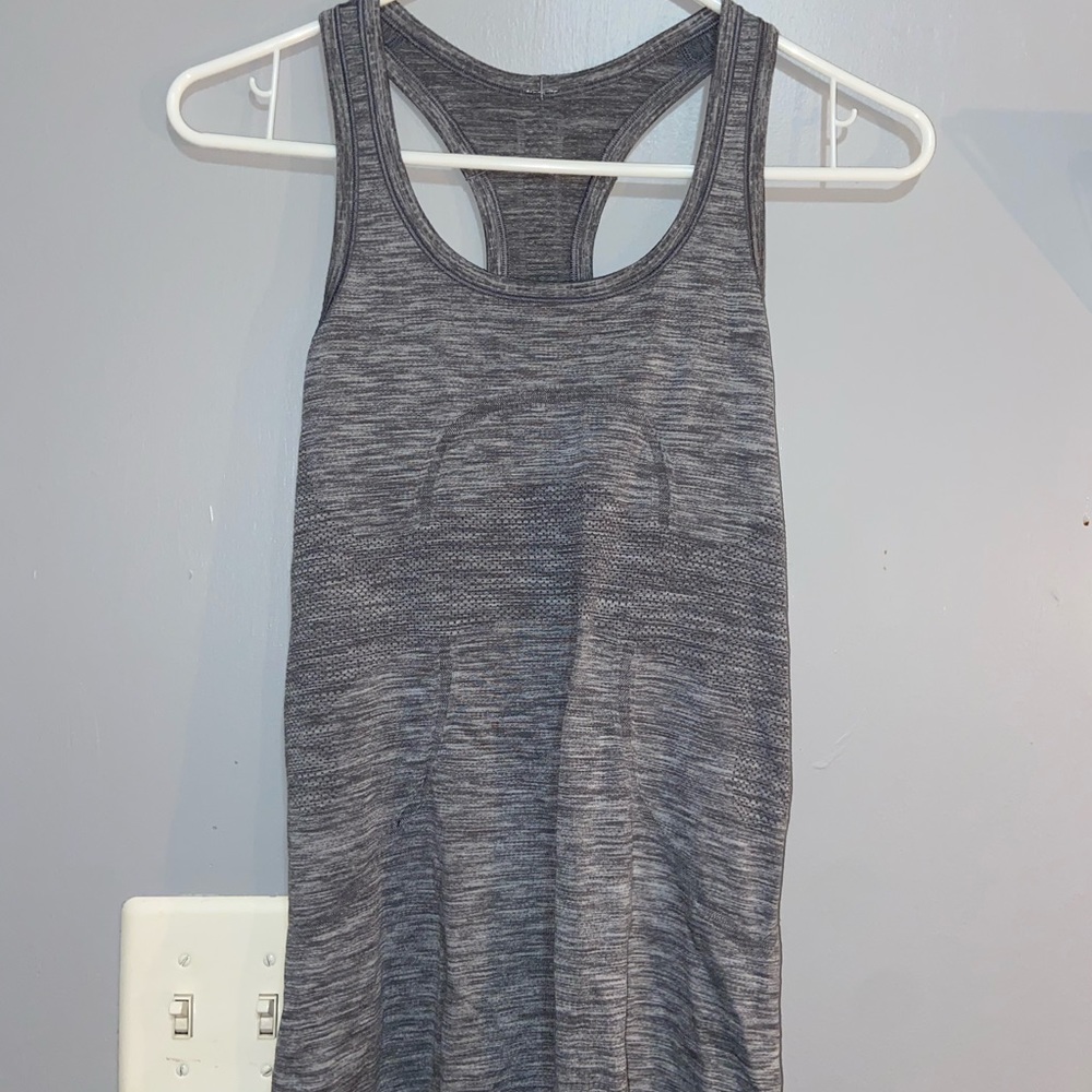 Lululemon swiftly racer back tank top size 4 heather grey